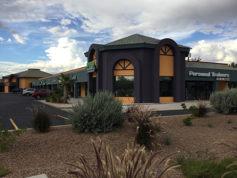 Primary Photo Of 1071 Country Club Rd, El Paso Freestanding For Lease