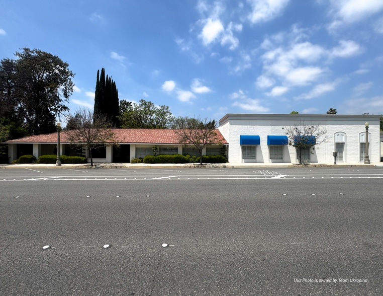 Primary Photo Of 2065-2095 Huntington Dr, San Marino Office For Lease