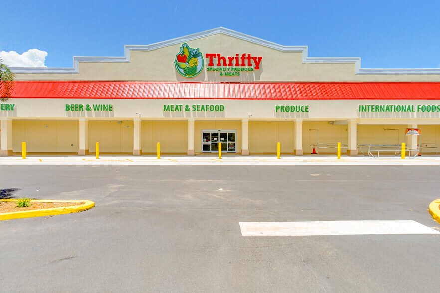 More Photos Of 910-920 Barton Blvd, Rockledge General Retail For Lease