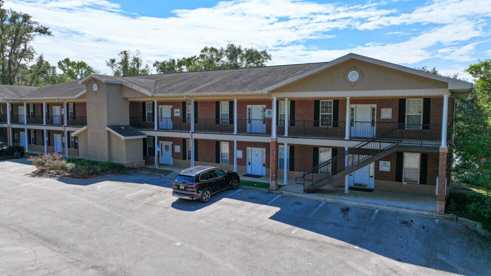 More Photos Of 1882 NE Capital Cir, Tallahassee Office For Lease