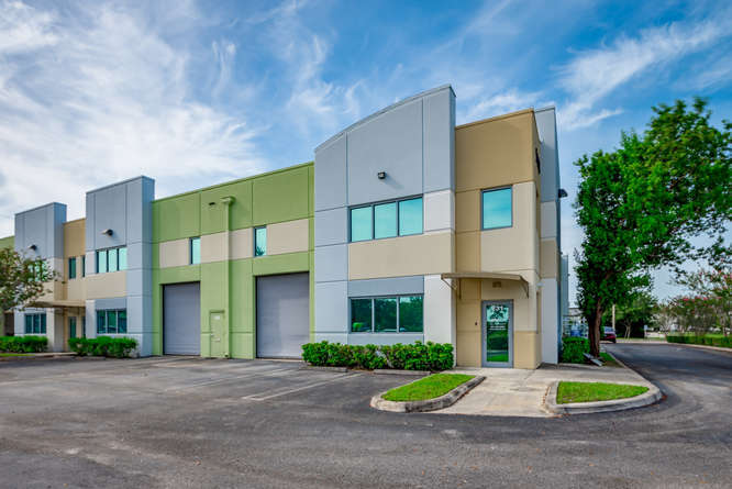 More Photos Of 5403 N Haverhill Rd, West Palm Beach Warehouse For Lease