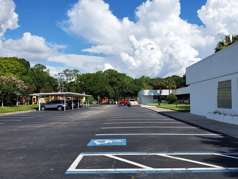 More Photos Of 14003-14019 N Dale Mabry Hwy, Tampa Medical For Lease