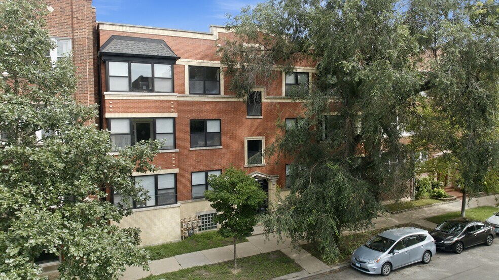 More Photos Of 1640-1642 W Fargo Ave, Chicago Apartments For Sale