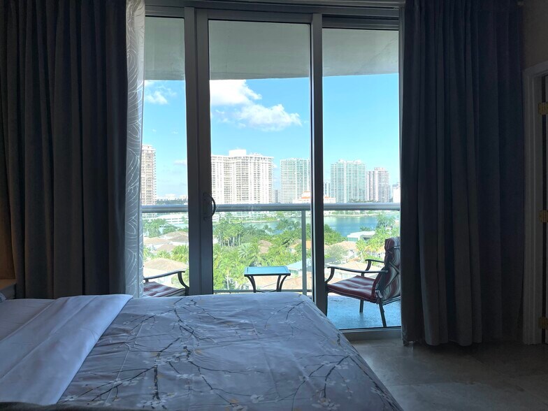 More Photos Of 19370 Collins Ave, Sunny Isles Beach Apartments For Sale