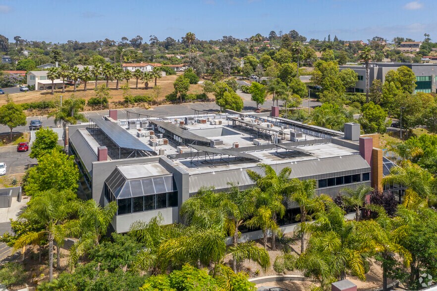More Photos Of 410 S Melrose Dr, Vista Office For Lease