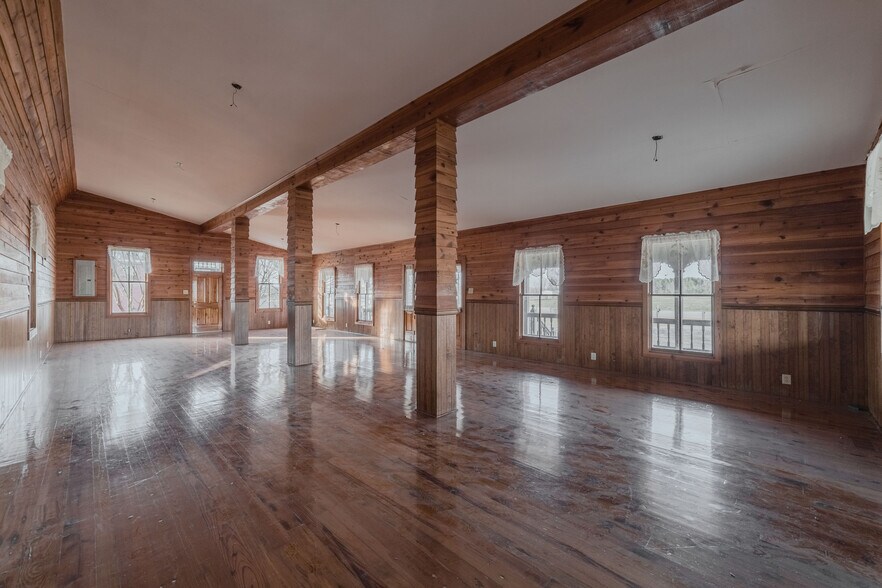 More Photos Of , Marion Unknown For Sale