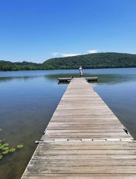 More Photos Of 972 S Route 9W, Congers Hotel For Sale