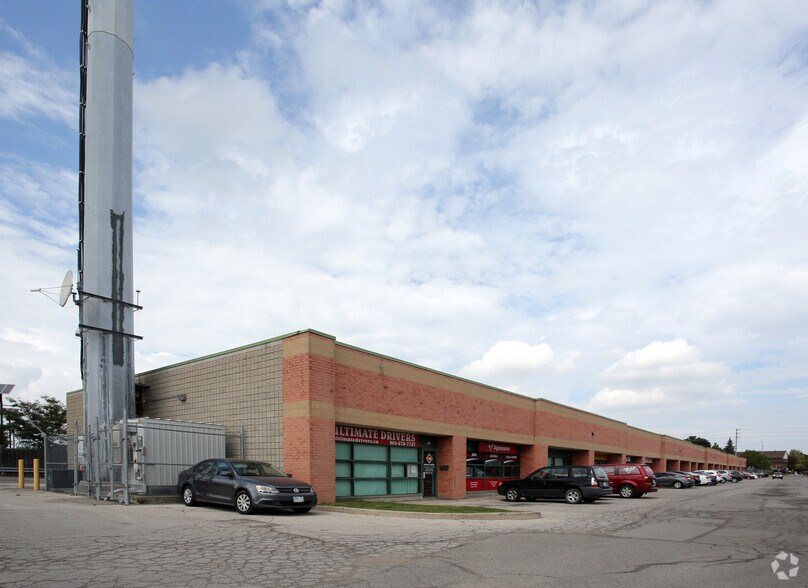 More Photos Of 342 Bronte St S, Milton Warehouse For Lease