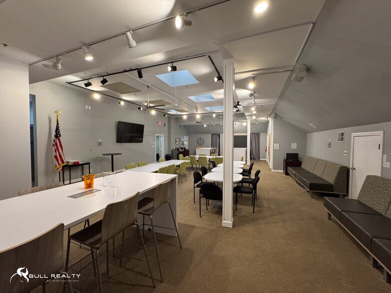 More Photos Of 4651 Olde Towne Pky, Marietta Office Residential For Lease