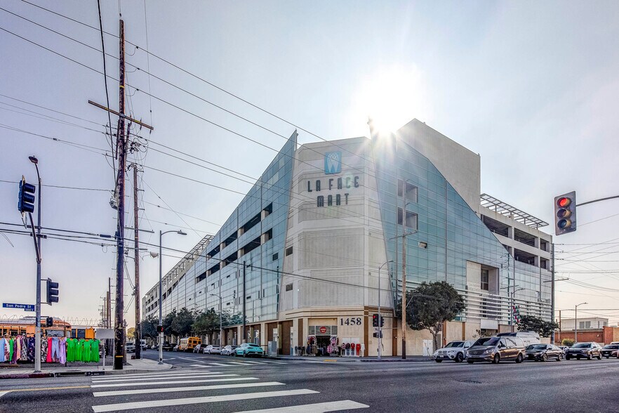 More Photos Of 1458 S San Pedro St, Los Angeles Freestanding For Sale