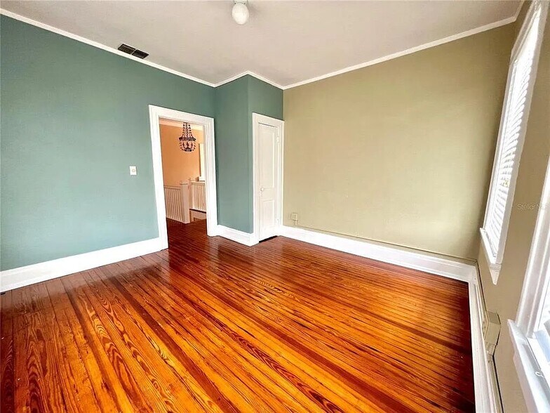 More Photos Of 725 W Central Ave, Winter Haven Office Residential For Lease