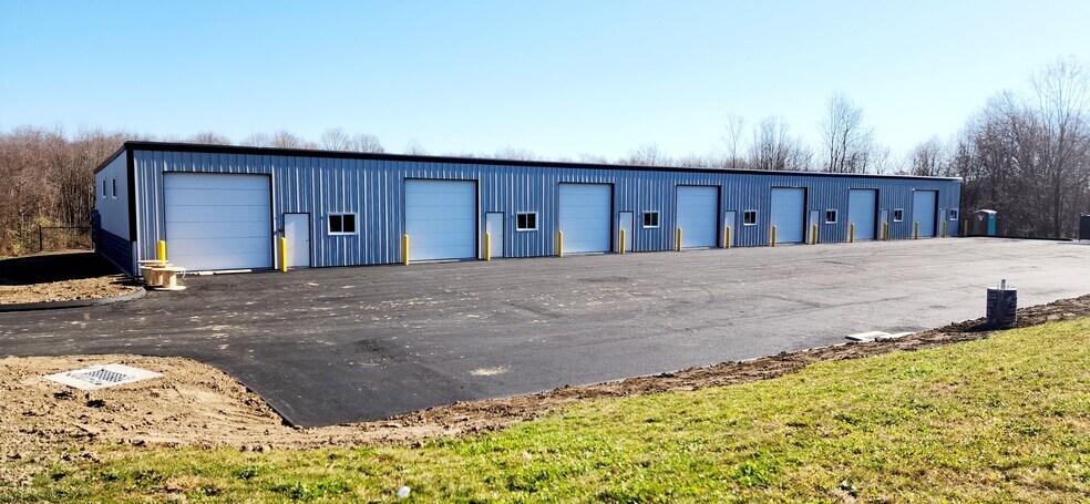 More Photos Of 22 Swicklas Ct, Plymouth Warehouse For Lease