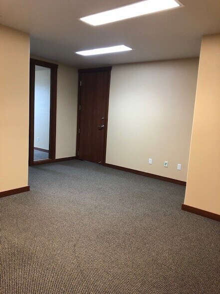 More Photos Of 3506 SE 66th Ave, Portland Storefront Retail Office For Lease