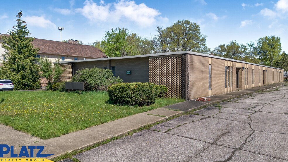 Primary Photo Of 548 Gypsy Ln, Youngstown Office For Sale
