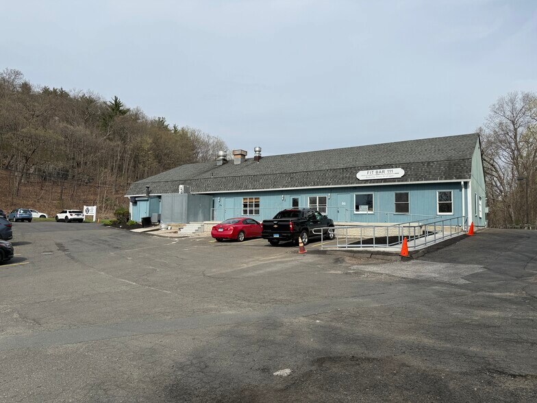 More Photos Of 140 Albany Tpke, Canton Unknown For Lease