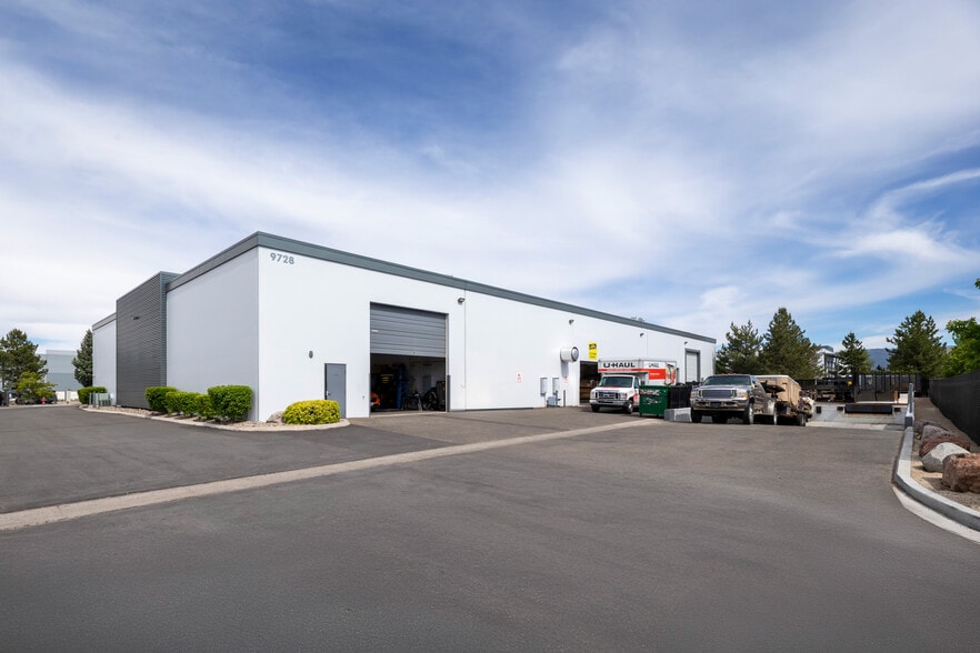 More Photos Of 9728 S Virginia St, Reno Showroom For Sale