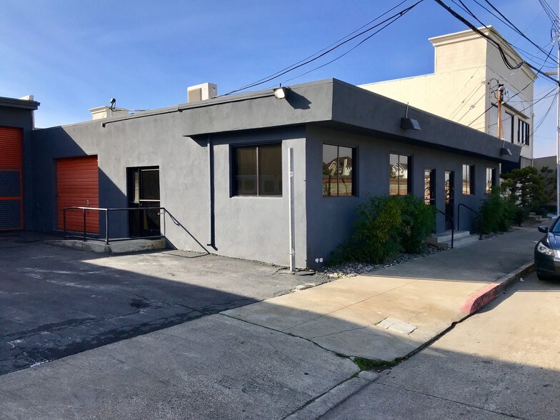 More Photos Of 936-938 S Amphlett Blvd, San Mateo Warehouse For Lease