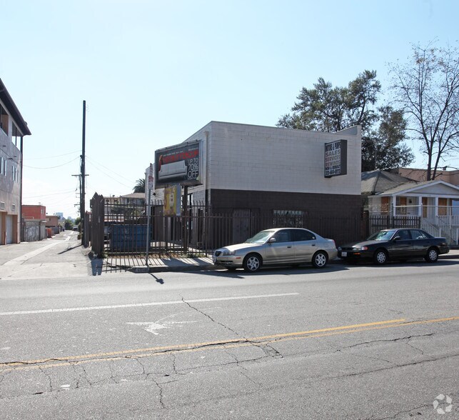 More Photos Of 4518 W Fountain Ave, Los Angeles Auto Repair For Sale