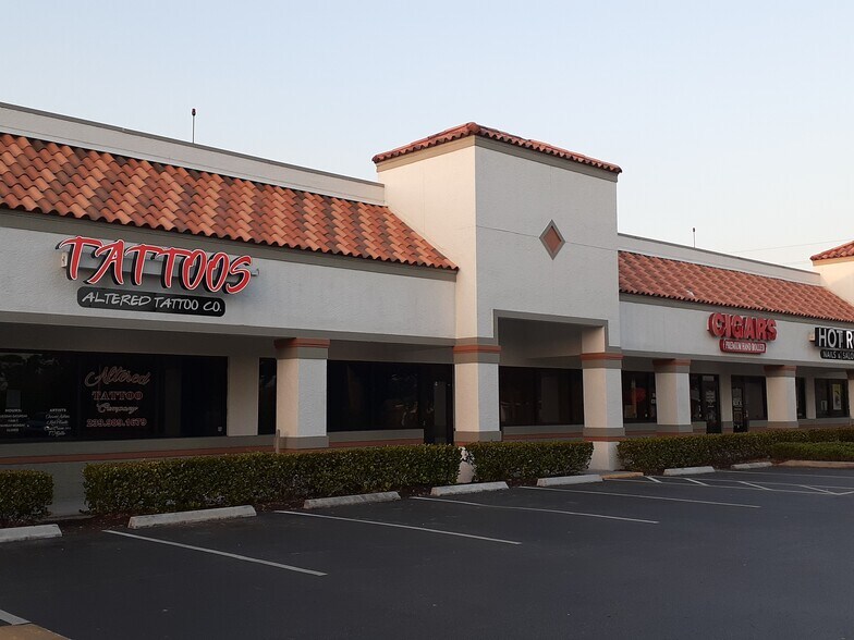 More Photos Of 12575 S Cleveland Ave, Fort Myers Storefront For Lease