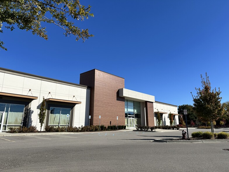 Primary Photo Of 37270 Van Dyke Ave, Sterling Heights Health Club For Sale
