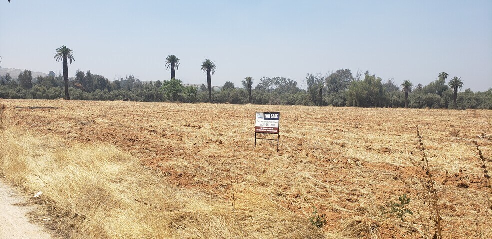 More Photos Of 1246 Washington St, Riverside Land For Lease