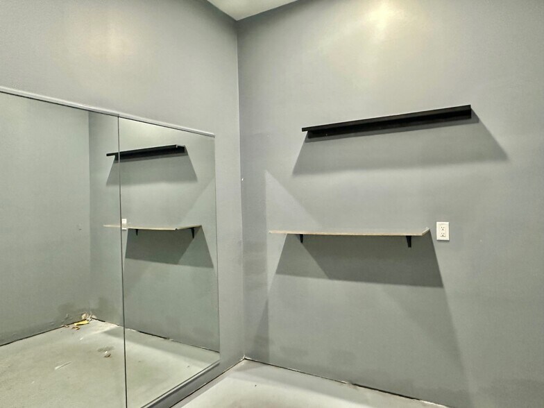 More Photos Of 5168-5198 E 81st Ave, Merrillville Unknown For Lease