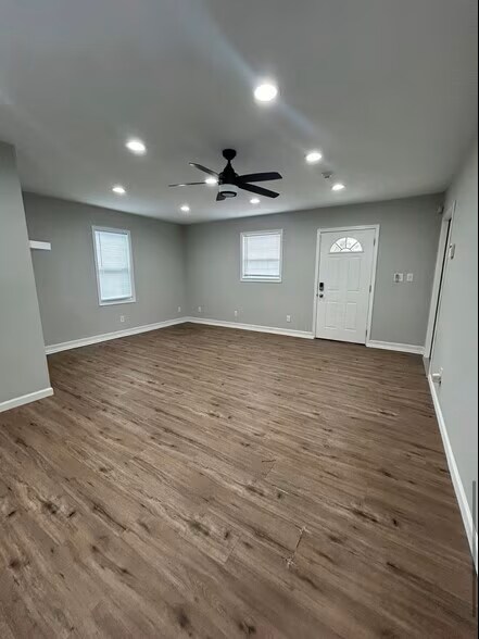 Primary Photo Of 1430 Congress St, Lafayette Office For Lease