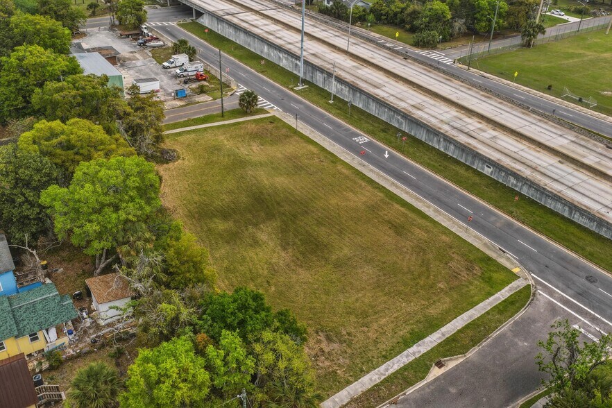 More Photos Of 0 10th Street, Jacksonville Land For Sale