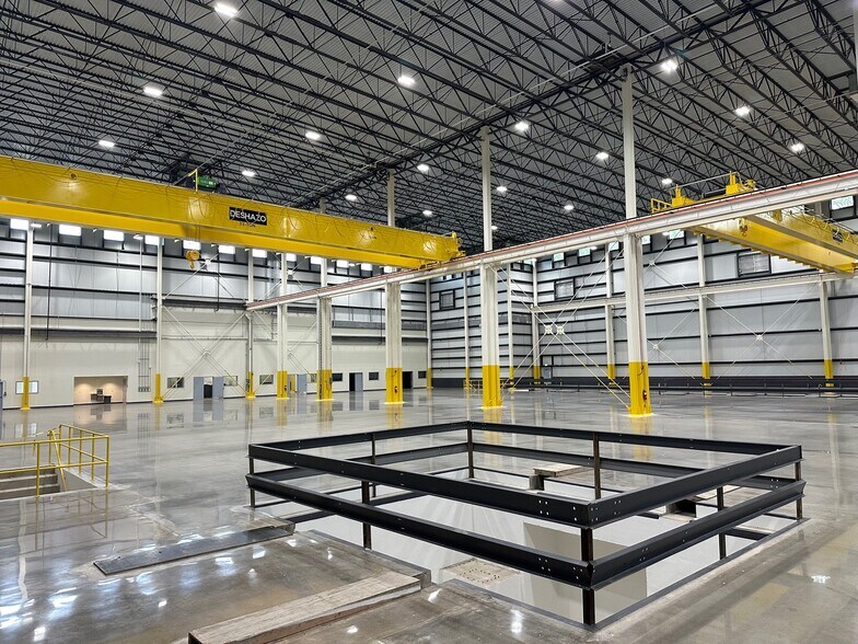 More Photos Of 600 Fox Run Ave, Opelika Manufacturing For Lease