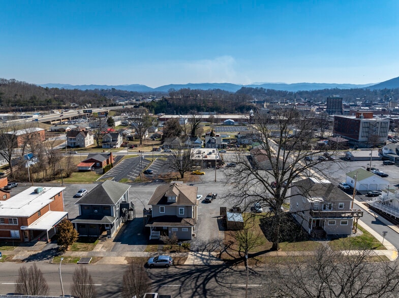 More Photos Of 200/204/206 Watauga Ave, Johnson City Apartments For Sale