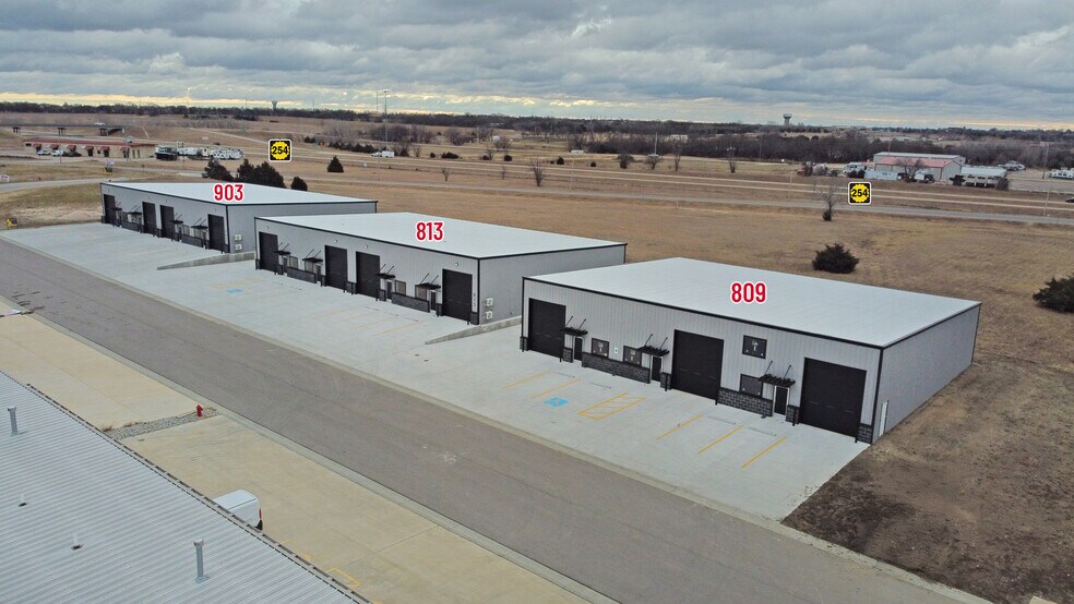 Primary Photo Of 813 Venture ct, Kechi Industrial For Lease