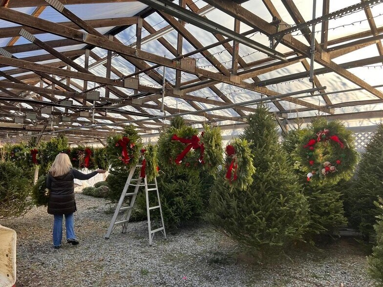 More Photos Of 535 US Route 302, Berlin Storefront For Sale