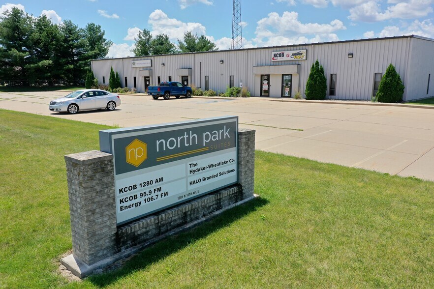 More Photos Of 1801 N 13th Ave E, Newton Flex For Lease