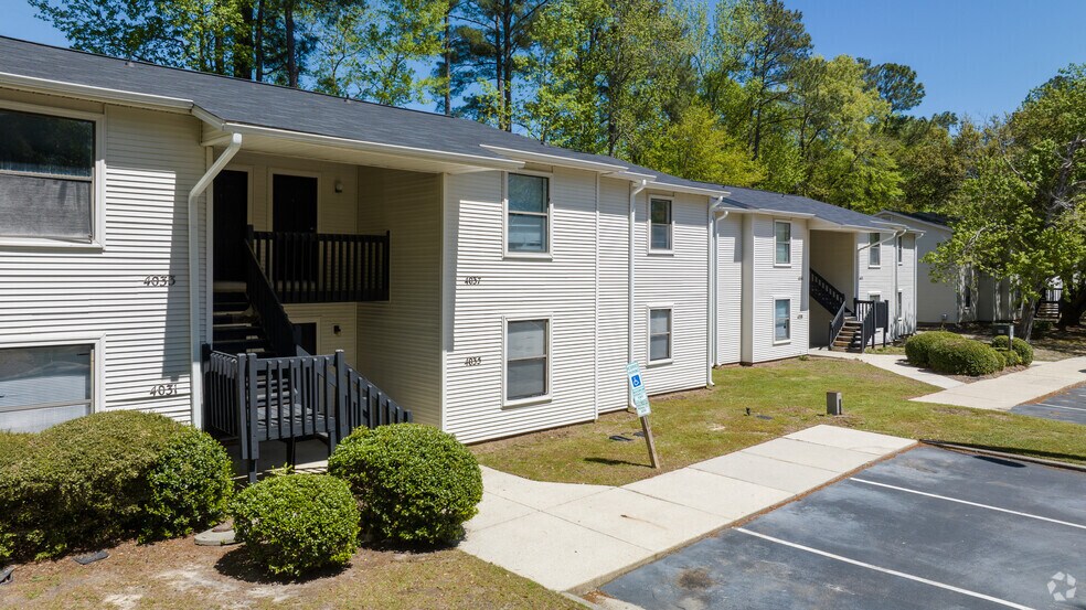 More Photos Of 4029 Professional Dr, Hope Mills Apartments For Sale