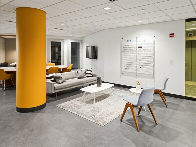 More Photos Of 1415 W 22nd St, Oak Brook Coworking Space