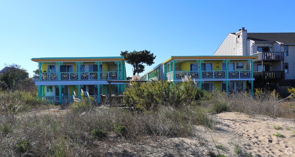 Primary Photo Of 1240 W Ocean View Ave, Norfolk Apartments For Sale