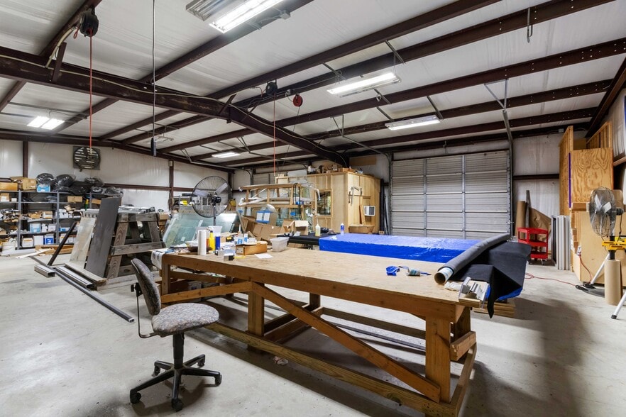 More Photos Of 4872 Highway 30, Anderson Warehouse For Lease