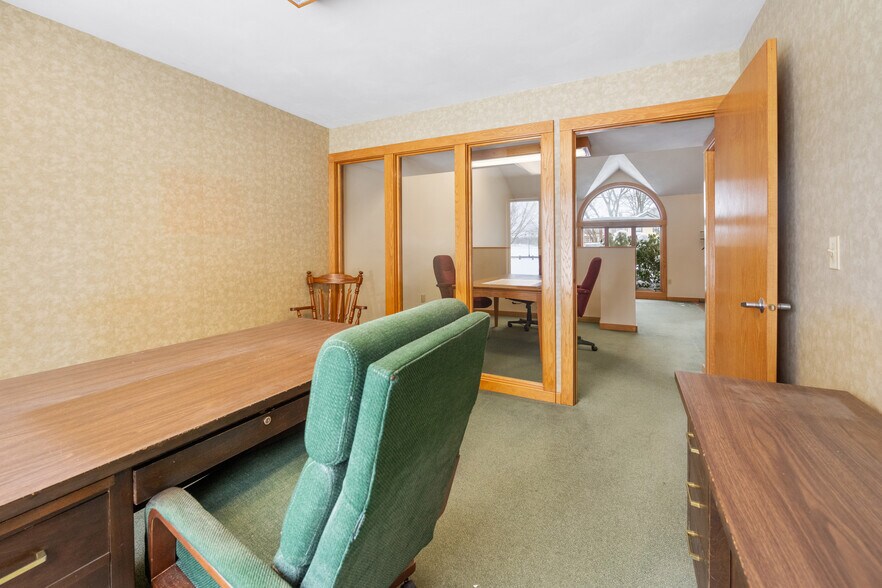 More Photos Of 8 Canton St, Baldwinsville Loft Creative Space For Sale