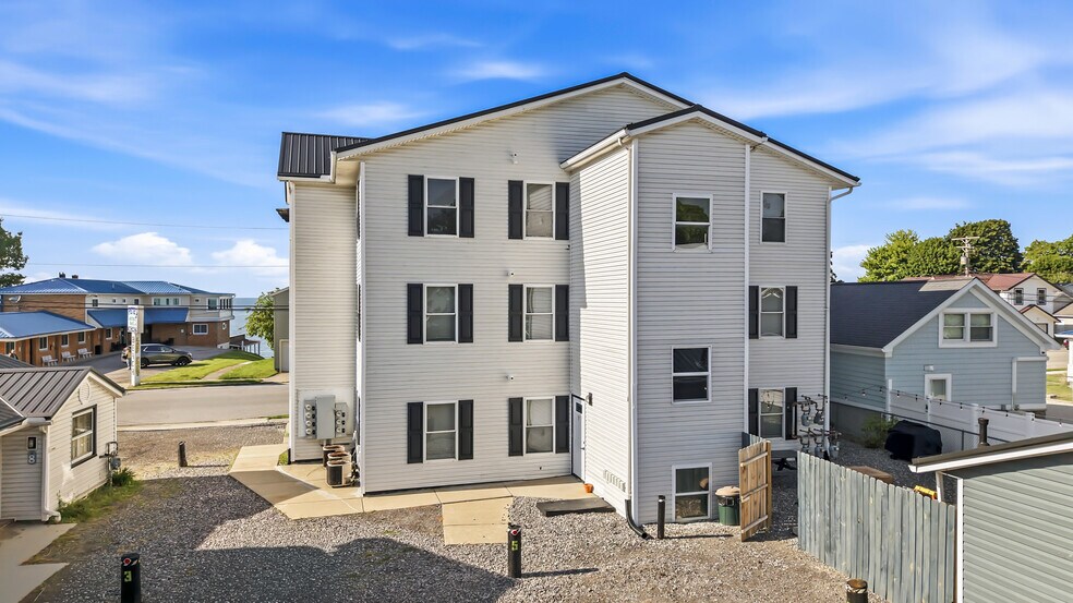 More Photos Of 5214 Old Lake Rd, Geneva Apartments For Sale