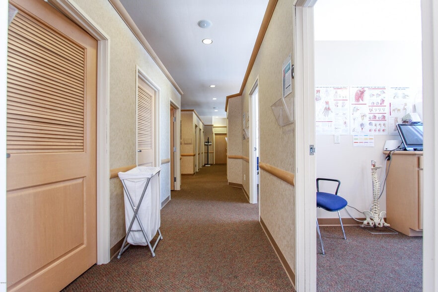 More Photos Of 510 22nd Ave E, Alexandria Medical For Sale