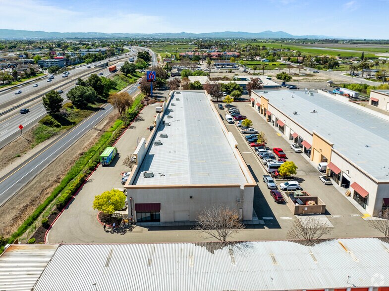 More Photos Of 470 W Larch Rd, Tracy Service For Sale