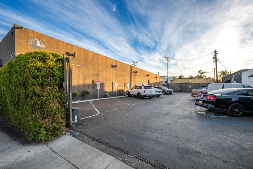 More Photos Of 1342 Coronado Ave, Long Beach Loft Creative Space For Lease