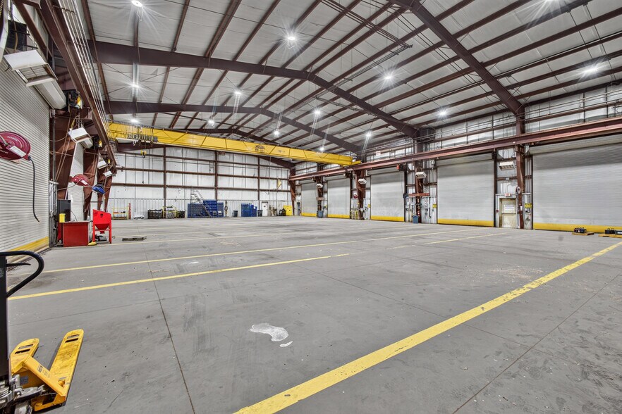 More Photos Of 906 S Eastern Ave, Elk City Warehouse For Sale