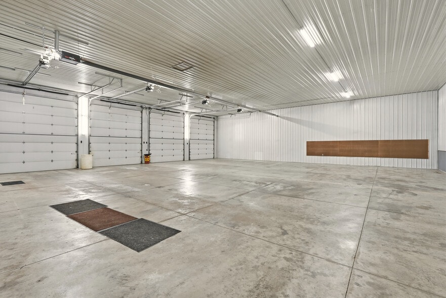 More Photos Of 4485 Back Orrville Rd, Wooster Light Distribution For Sale