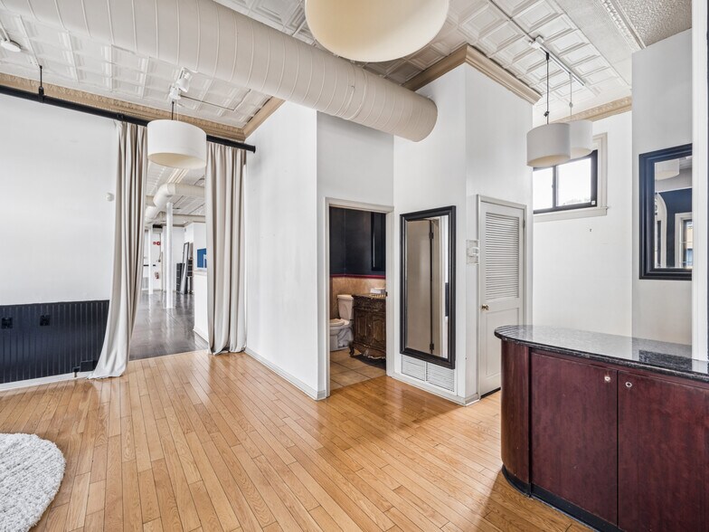 More Photos Of 4356-4360 Main St, Philadelphia Storefront Retail Residential For Lease