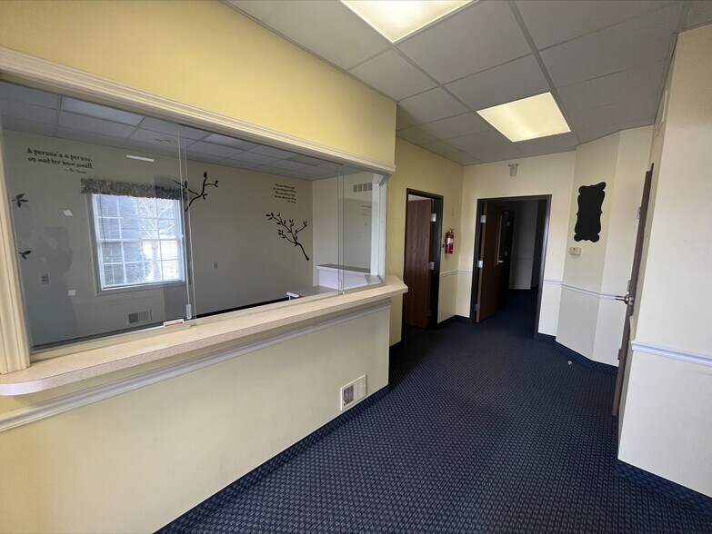 More Photos Of 4154 River Rd, East China Medical For Sale