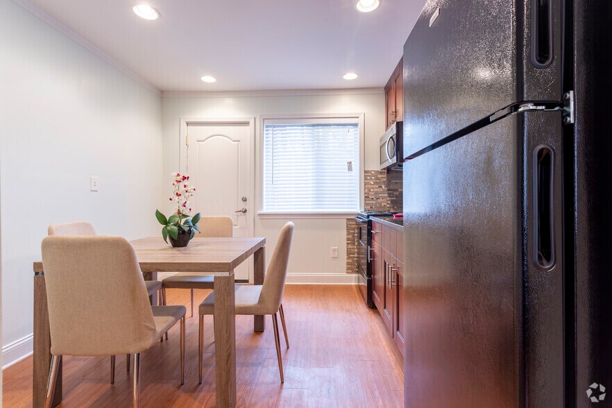 More Photos Of 2125 Joseph E Boone Blvd, Atlanta Apartments For Sale