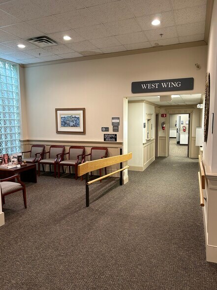 More Photos Of 112 Main St, Northborough Medical For Sale