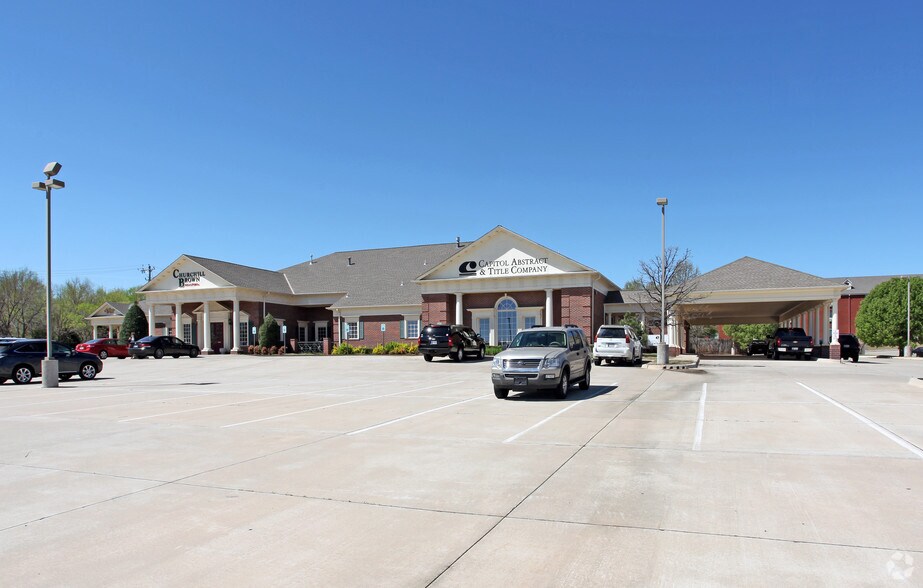 More Photos Of 201 N Bryant Ave, Edmond Office For Sale