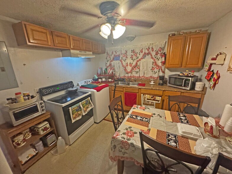 More Photos Of , Hartford Multifamily For Sale